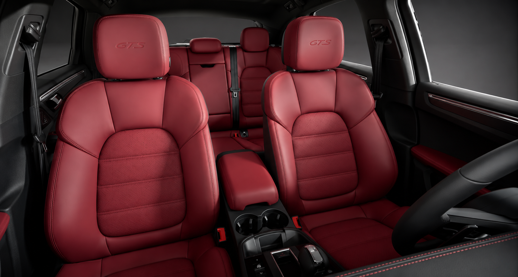 Porsche Cayenne GTS 2025 — Sièges