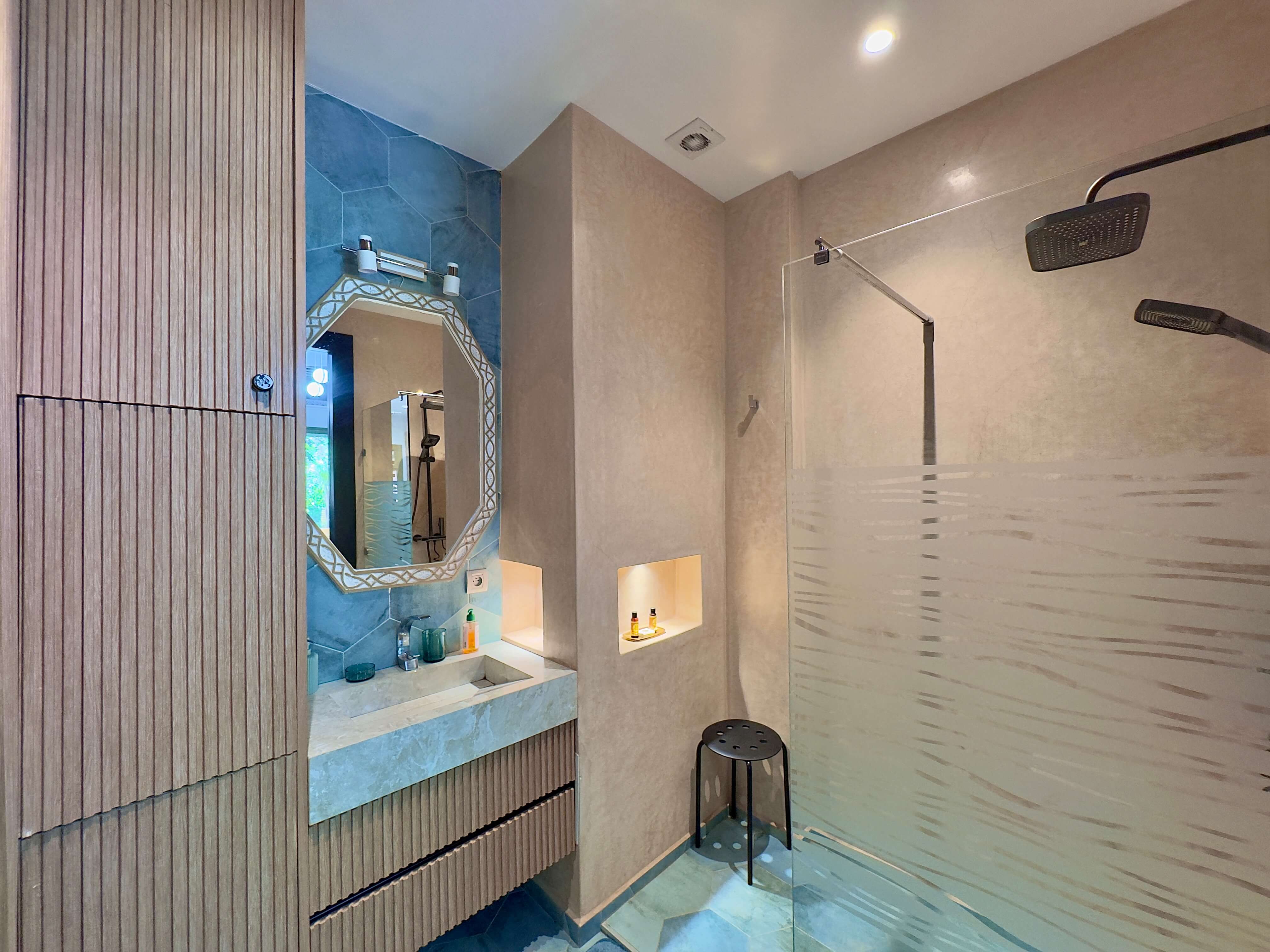 Salle de bain 1