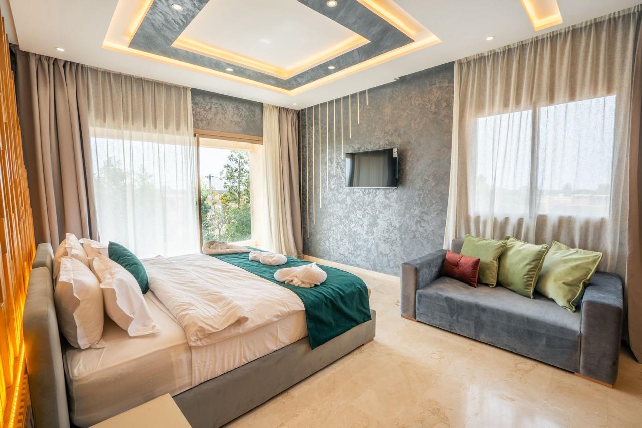 Suite 3
